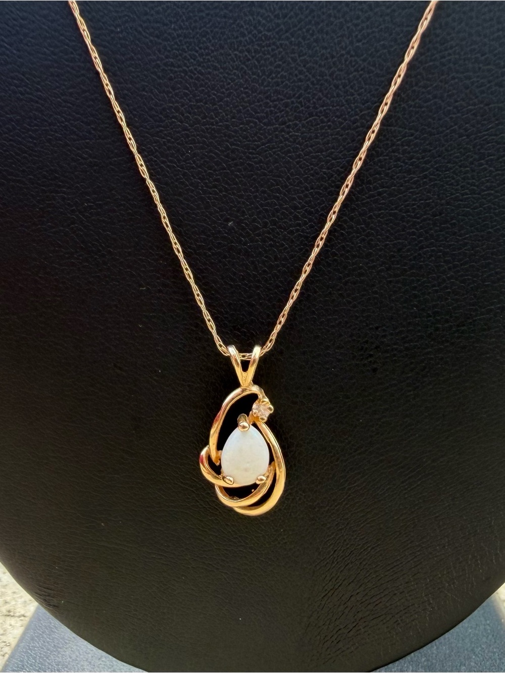 14k Yellow Gold Opal And Diamond Pendant Necklace
